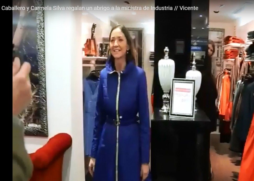 A Ministra da Industria de Espanha visitou uma loja Ana Sousa e ficou encantada com a Parka da Nova Coleção!