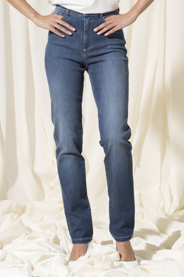High waist Jeans pocket detail