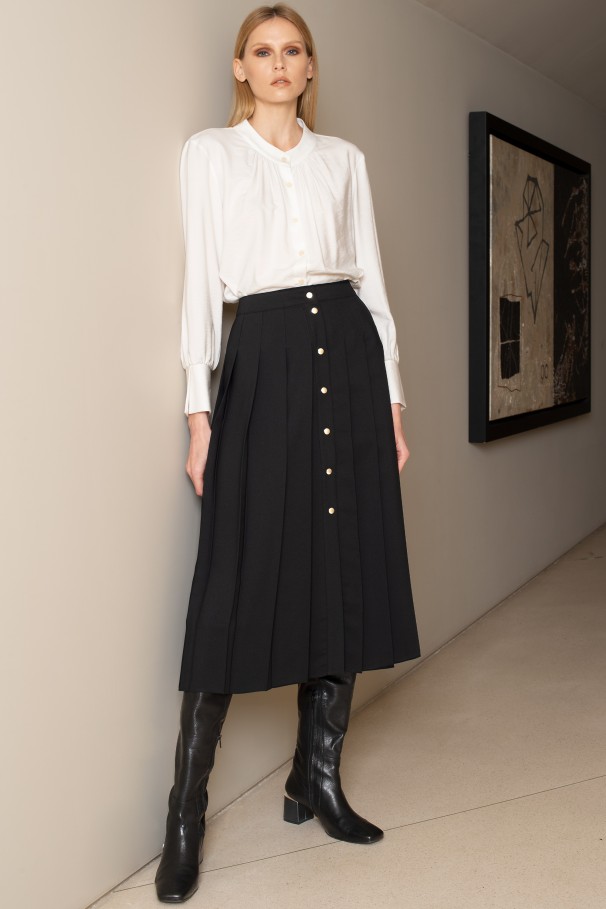 Pleated midi skirt with box pleats