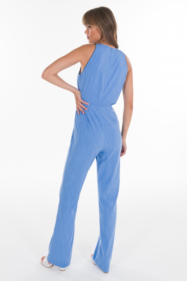 JUMPSUIT WITH HALTER NECKLINE