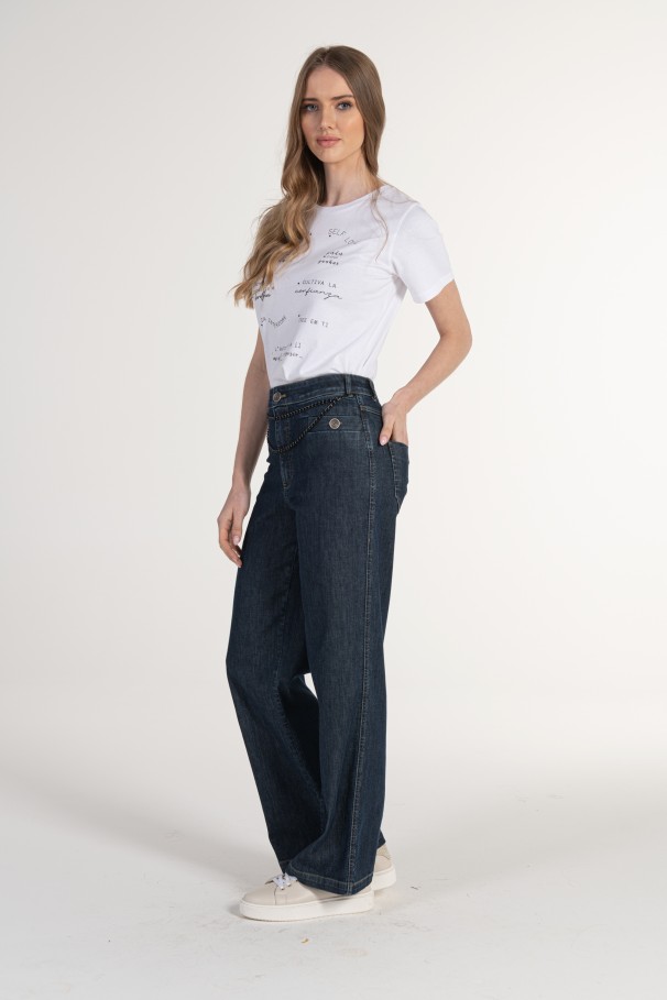 Wide leg jeans