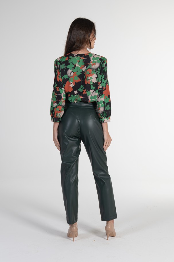 Cocktail pants in faux leather