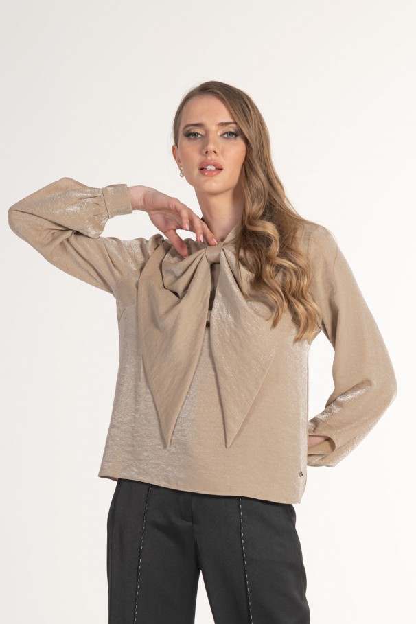 Blouse paillete avec noeud