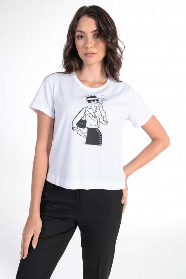 T-Shirt with Monochrome Print